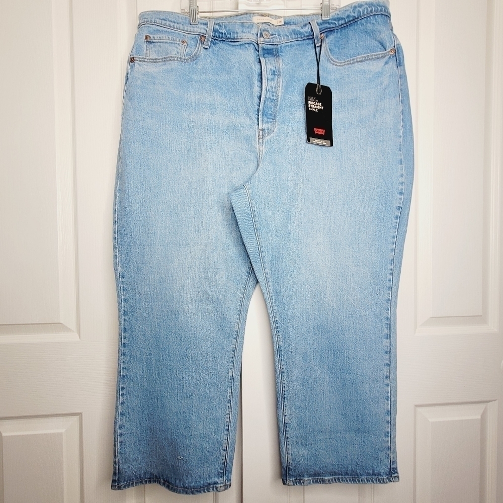 Levi’s Premium Ribcage Straight Ankle Jean Stretch Light Wash Nwt size 24w